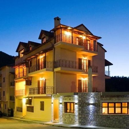 Krinides Hotell Kalavryta Exteriör bild