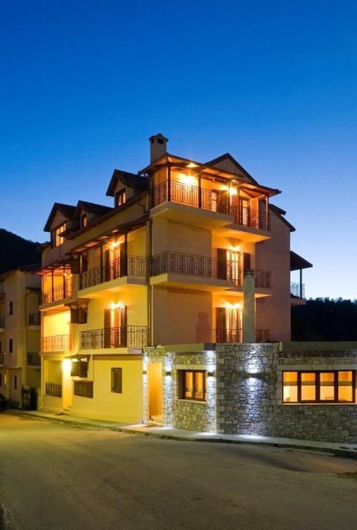 Krinides Hotell Kalavryta Exteriör bild